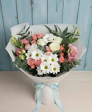 Букет цветов из:  Розы, Лизиантусы и Хризантемы в Побегайловке