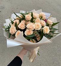 Букет Кремовые розы Латте в Побегайловке