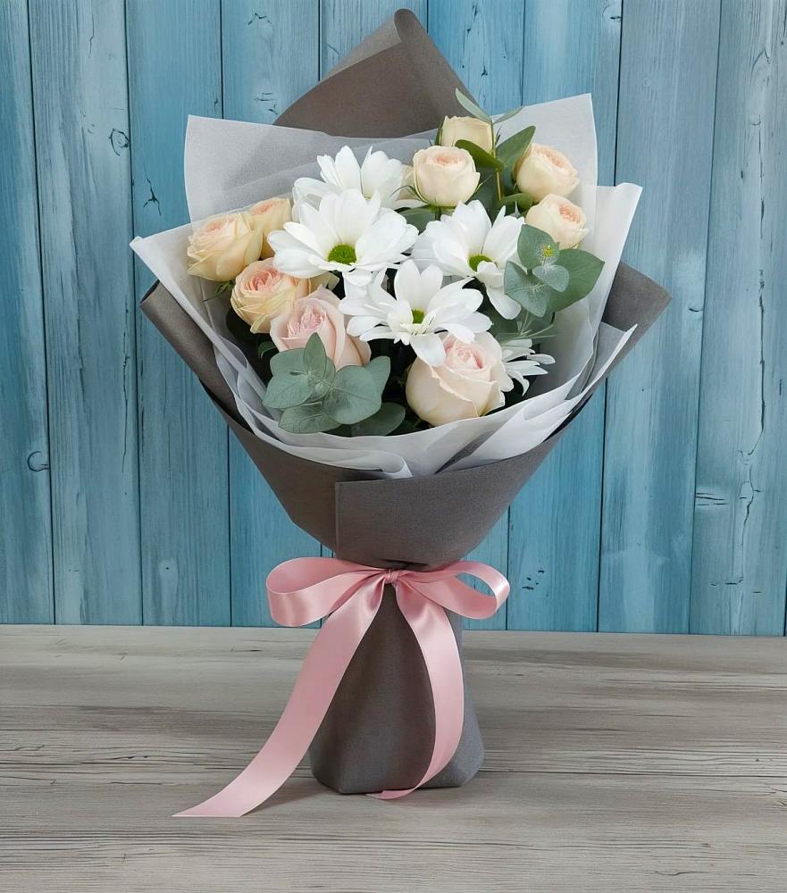 Букет цветов из: Хризантемы и Розы в Побегайловке