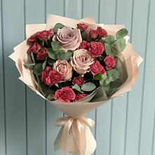 Букет цветов из:  Гвоздики и Розы в Побегайловке