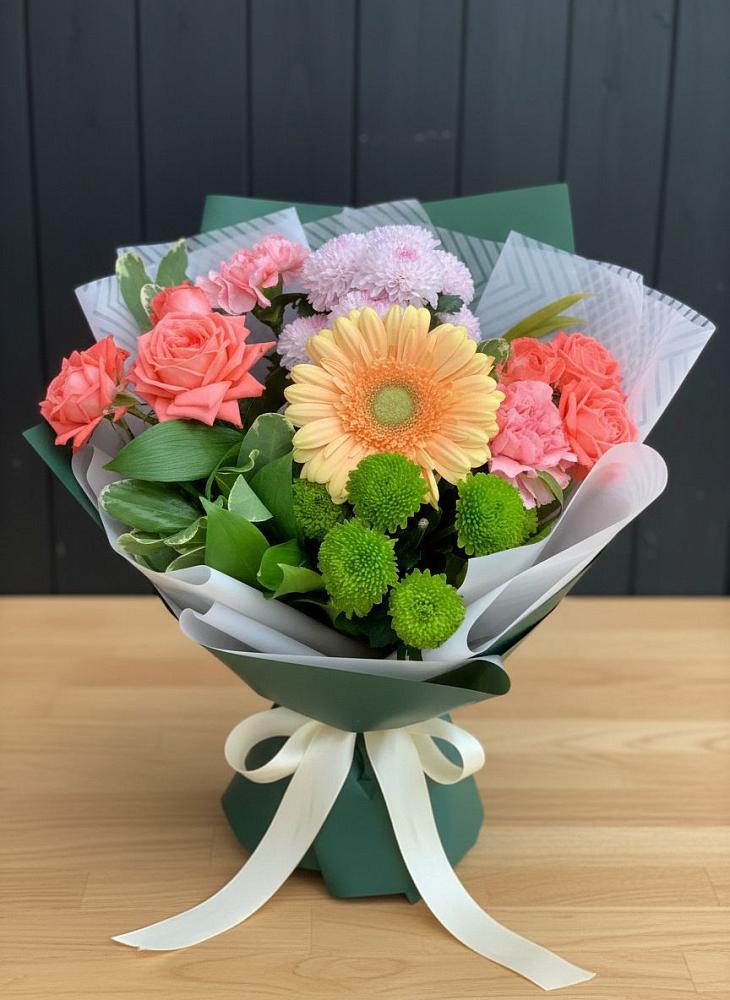 Букет цветов из: Гвоздики, Розы, Герберы и Хризантемы в Побегайловке