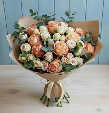 Букет цветов из:  Альстромерии и Розы в Побегайловке